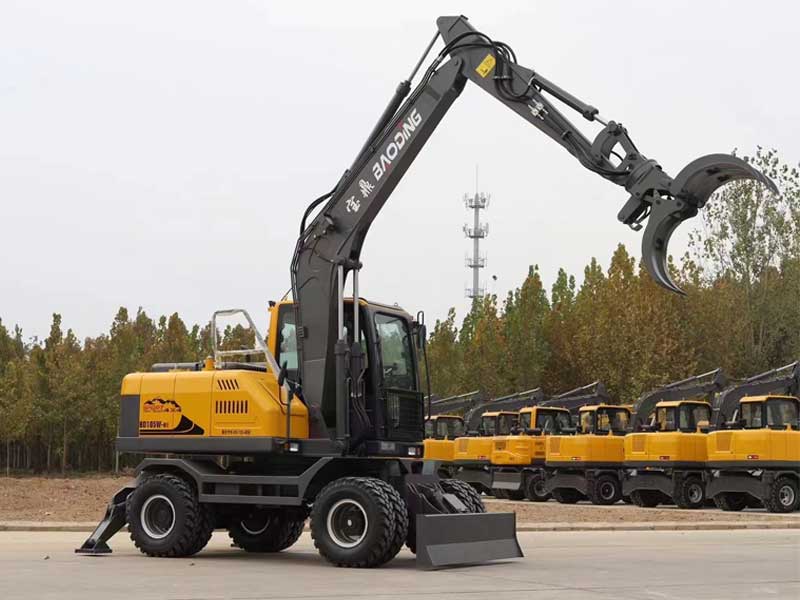 2022多功能輪式挖掘機(jī)抓木機(jī)該怎么選